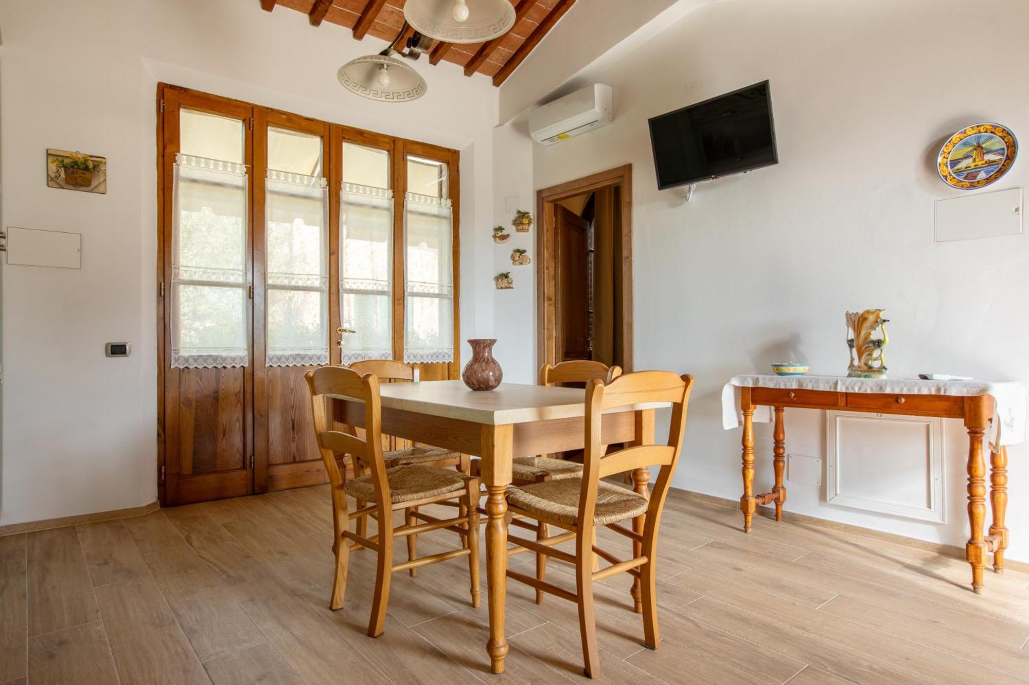 Ferienwohnung Asso Di Picche Siena Exterior foto